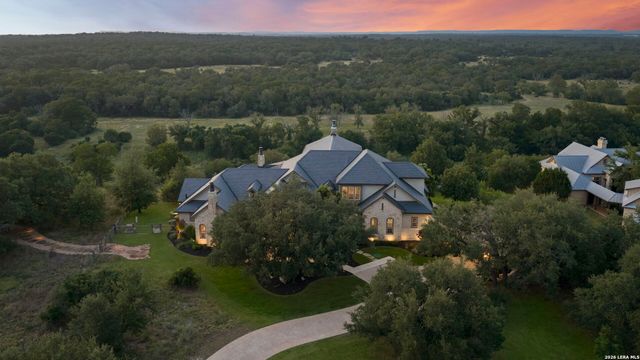 185 River Crossing, Boerne, TX 78006