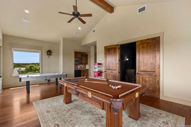 185 River Crossing, Boerne, TX 78006