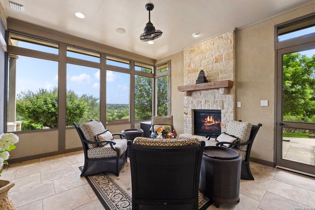 185 River Crossing, Boerne, TX 78006