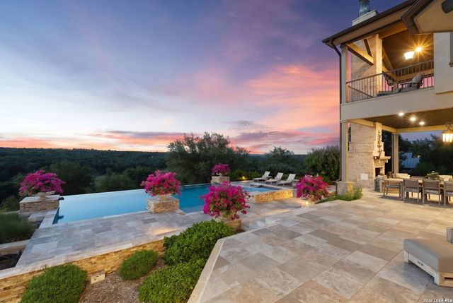 185 River Crossing, Boerne, TX 78006