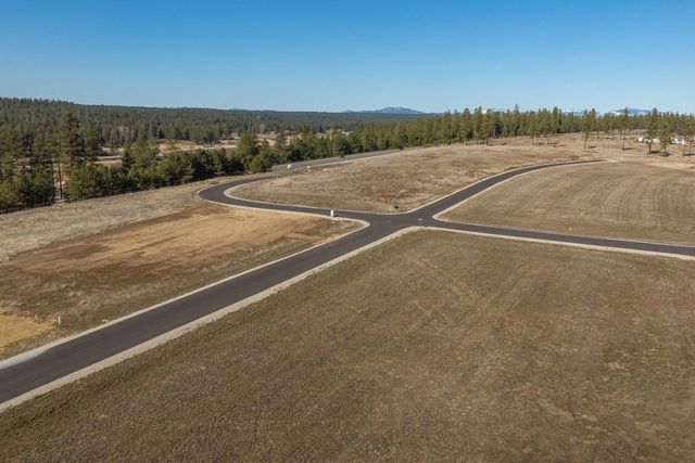 31912 N Zander Ln, Chattaroy, WA 99003
