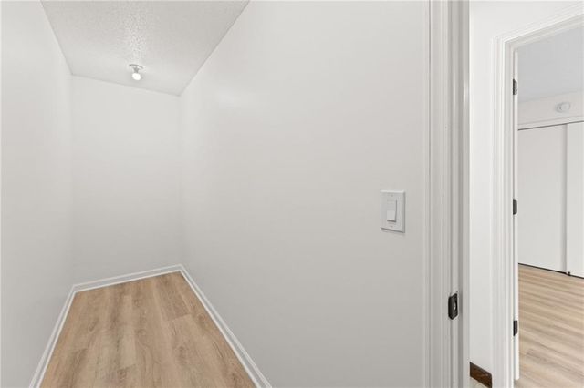 8300 Grant Avenue, Overland Park, KS 66212