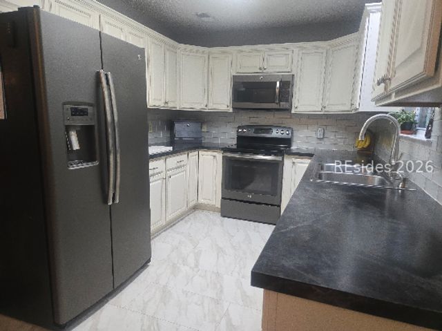 42 Baywood Dr, Bluffton, SC 29910