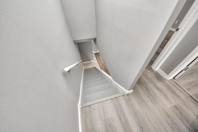 6311 Riverview Way, Houston, TX 77057