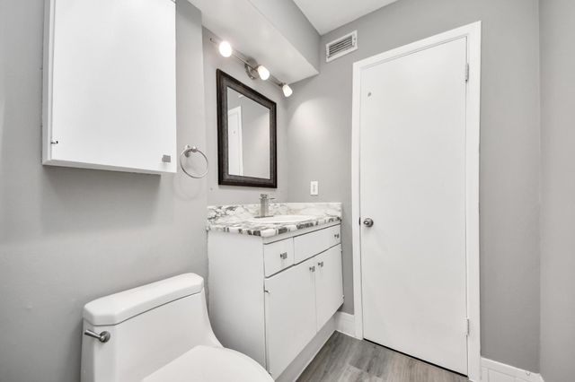 6311 Riverview Way, Houston, TX 77057