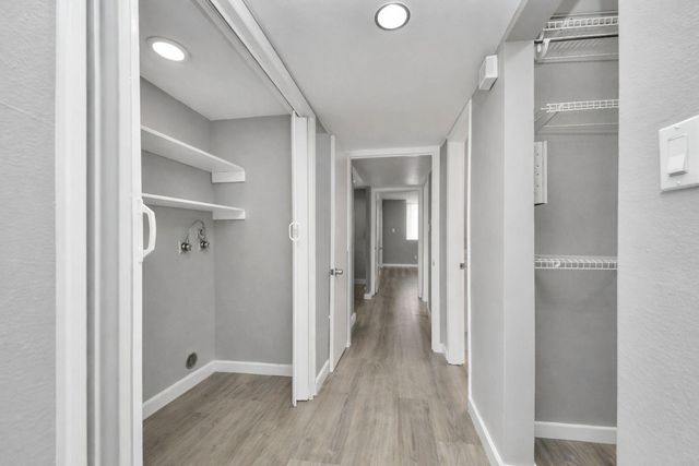 6311 Riverview Way, Houston, TX 77057