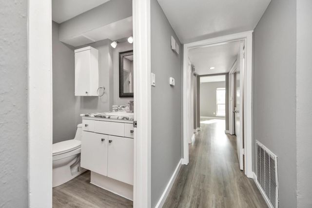 6311 Riverview Way, Houston, TX 77057