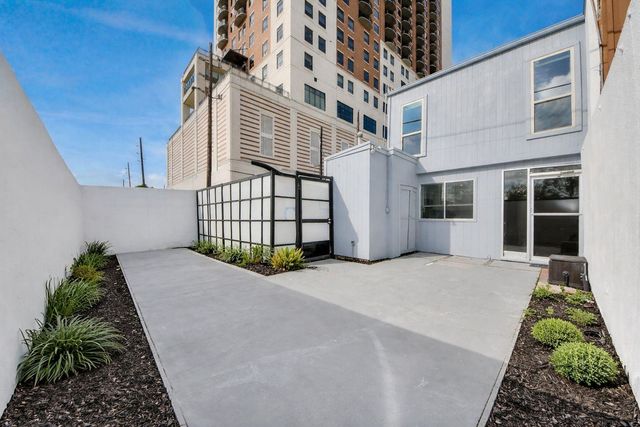 6311 Riverview Way, Houston, TX 77057