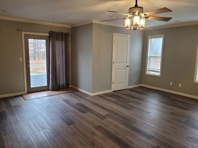 5354 E Il Highway 15 Highway, Woodlawn, IL 62898