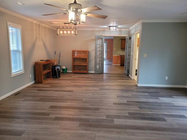 5354 E Il Highway 15 Highway, Woodlawn, IL 62898