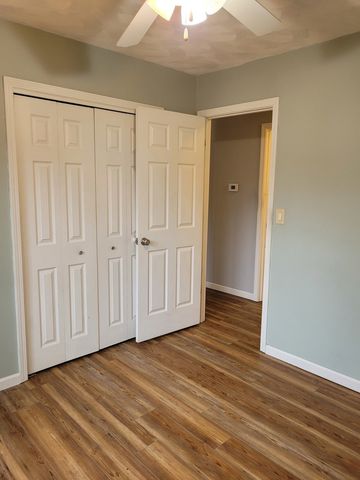 5354 E Il Highway 15 Highway, Woodlawn, IL 62898