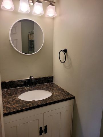 5354 E Il Highway 15 Highway, Woodlawn, IL 62898