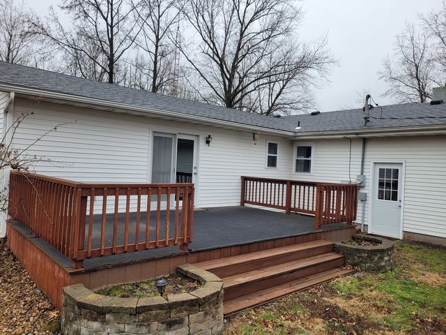 5354 E Il Highway 15 Highway, Woodlawn, IL 62898