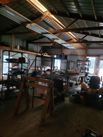 5354 E Il Highway 15 Highway, Woodlawn, IL 62898