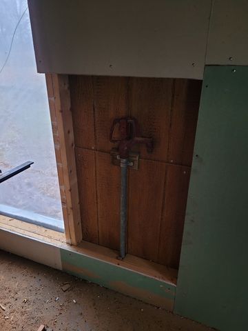 5354 E Il Highway 15 Highway, Woodlawn, IL 62898