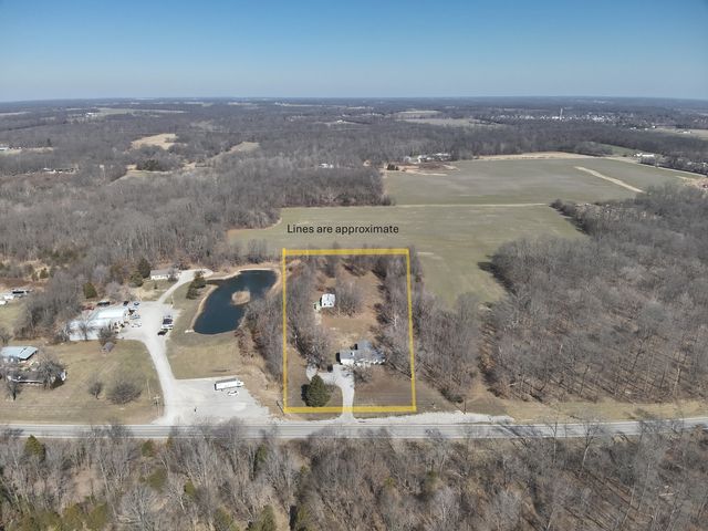 5354 E Il Highway 15 Highway, Woodlawn, IL 62898