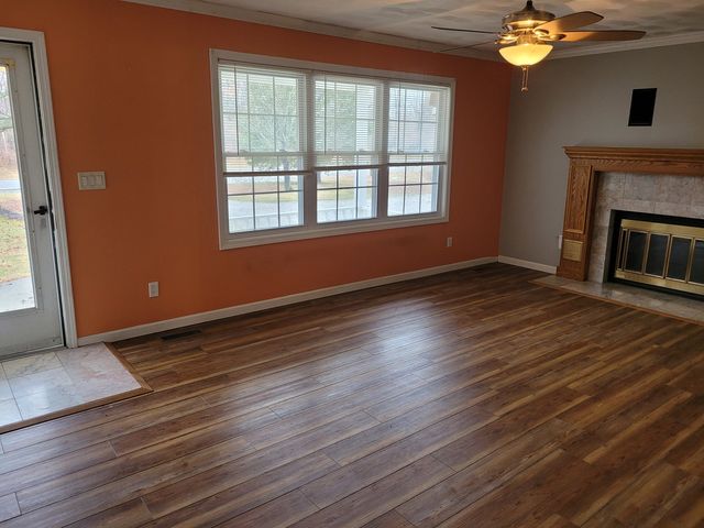 5354 E Il Highway 15 Highway, Woodlawn, IL 62898