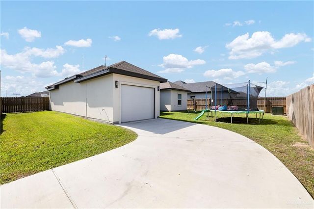 6113 N Rayo Del Sol Street, Edinburg, TX 78542
