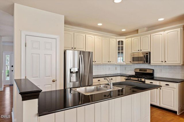 11013 Maplecroft Court, Raleigh, NC 27617