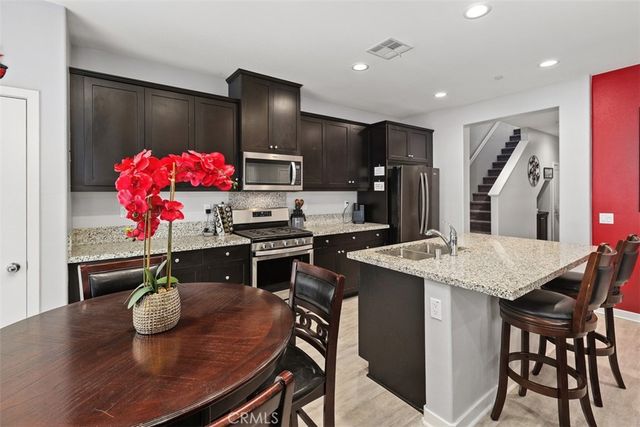 27482 Basalt, Moreno Valley, CA 92555