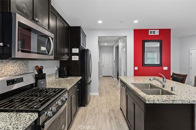 27482 Basalt, Moreno Valley, CA 92555