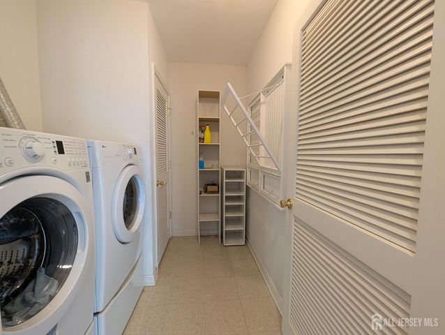 368 Rector Street 419, Perth Amboy, NJ 08861