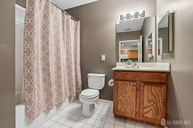 368 Rector Street 419, Perth Amboy, NJ 08861