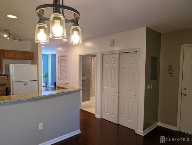 368 Rector Street 419, Perth Amboy, NJ 08861