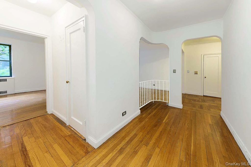 3015 Riverdale Avenue 2A, Bronx, NY 10463 — photo 4