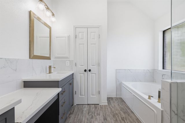 2422 Black Spruce Court, Arlington, TX 76001