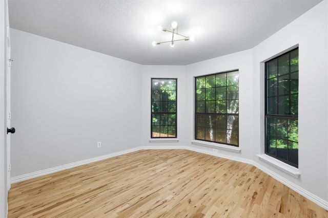 2422 Black Spruce Court, Arlington, TX 76001