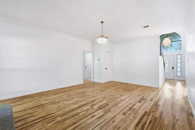 2422 Black Spruce Court, Arlington, TX 76001