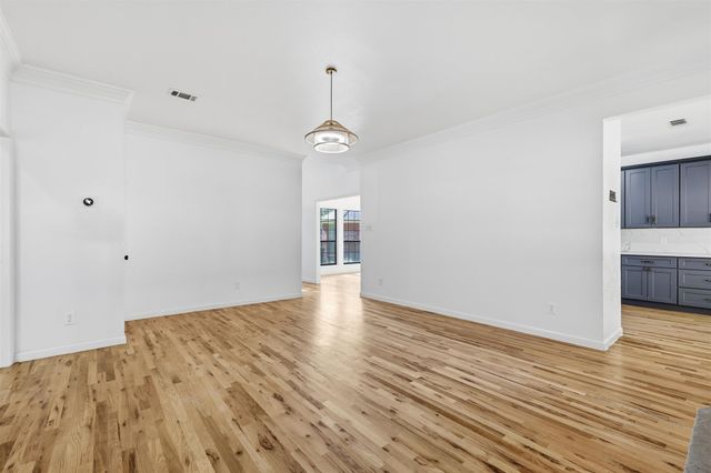 2422 Black Spruce Court, Arlington, TX 76001