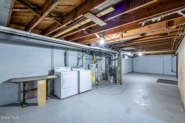 26 Link Street, Albany, NY 12208