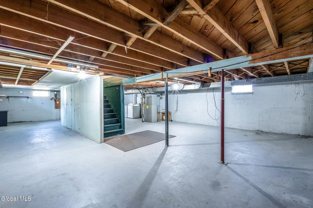 26 Link Street, Albany, NY 12208