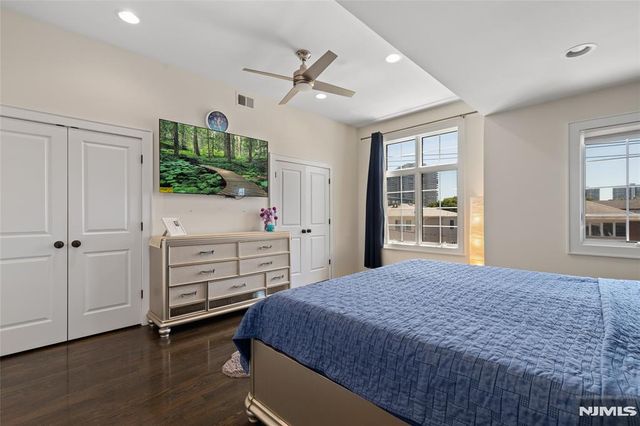 1627 John Street A, Fort Lee, NJ 07024