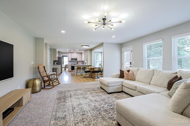 10100 Humphrey Road, Symmes Twp, OH 45242