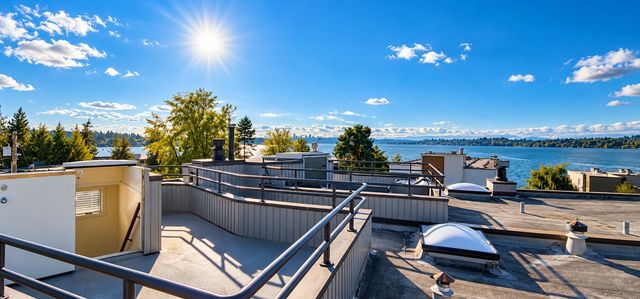 10108 NE 63rd Street, Kirkland, WA 98033