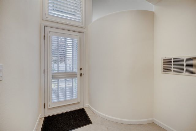 10108 NE 63rd Street, Kirkland, WA 98033