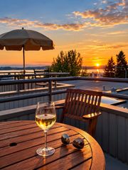 10108 NE 63rd Street, Kirkland, WA 98033