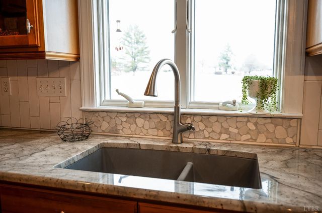 216 Burford Farm Road, Monroe, VA 24574