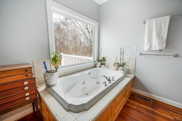 216 Burford Farm Road, Monroe, VA 24574