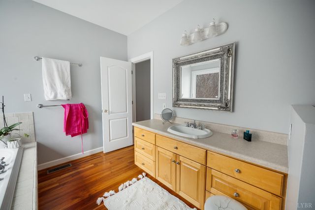 216 Burford Farm Road, Monroe, VA 24574