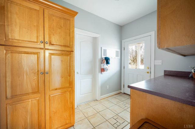 216 Burford Farm Road, Monroe, VA 24574