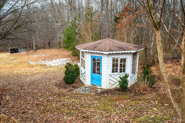 216 Burford Farm Road, Monroe, VA 24574