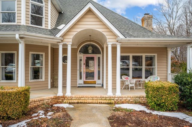 216 Burford Farm Road, Monroe, VA 24574