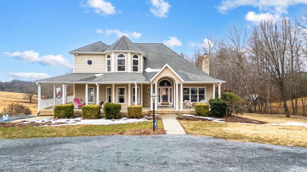 216 Burford Farm Road, Monroe, VA 24574