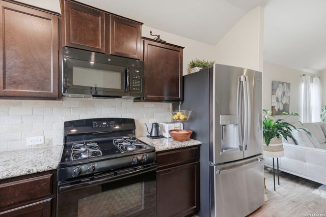 5215 Honeyflower, Bulverde, TX 78163