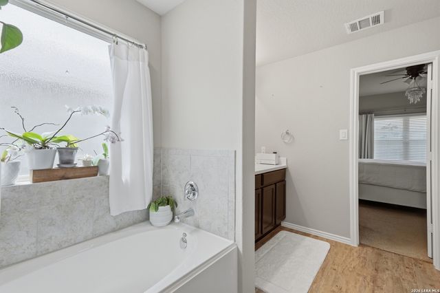 5215 Honeyflower, Bulverde, TX 78163