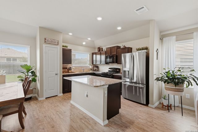 5215 Honeyflower, Bulverde, TX 78163